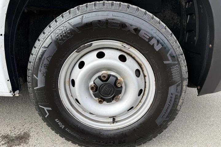 Hvid Fiat Ducato 35 fra 2021