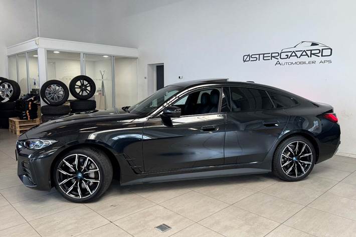 Sort BMW i4 fra 2024