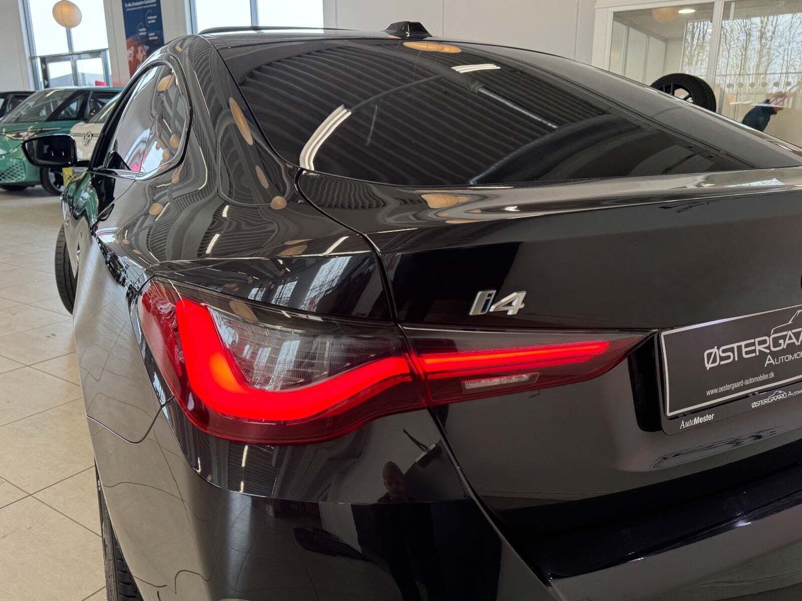 Sort BMW i4 fra 2024