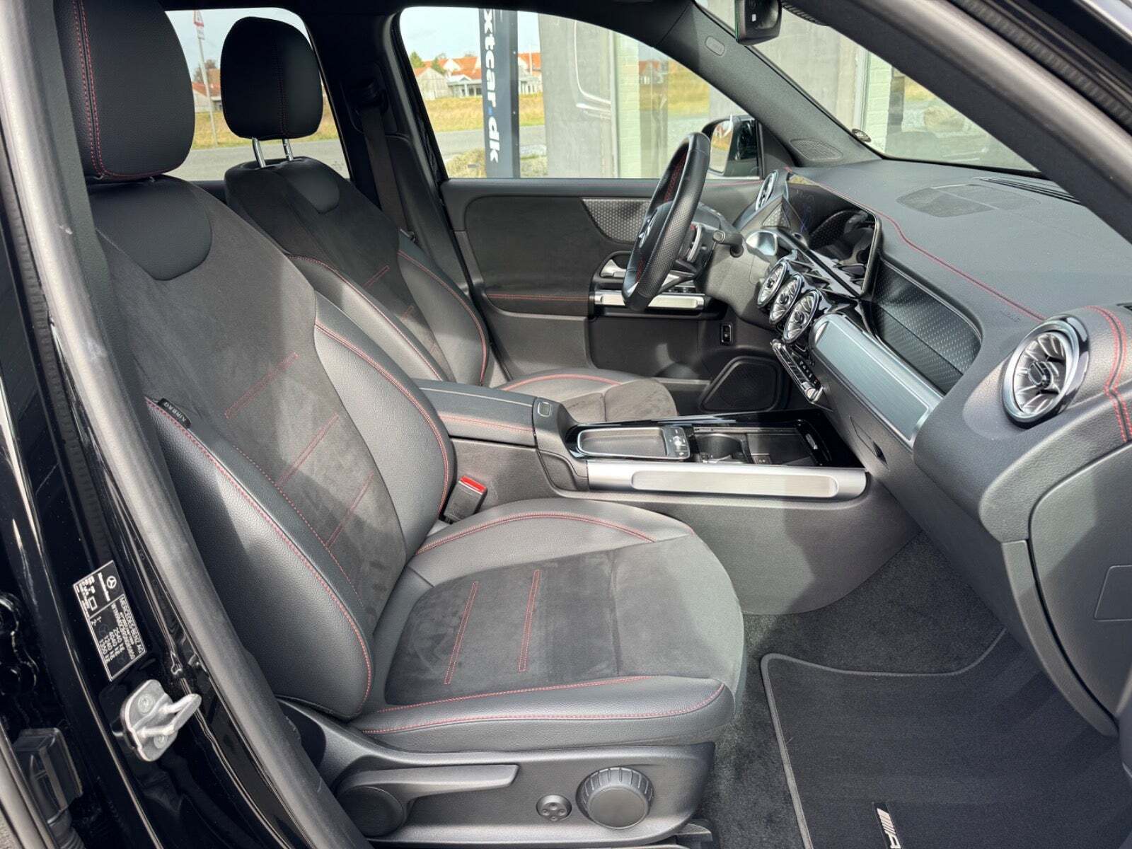 Mercedes EQB250+ AMG Advance