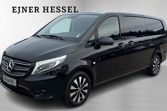 Sort Mercedes Vito 119 fra 2021