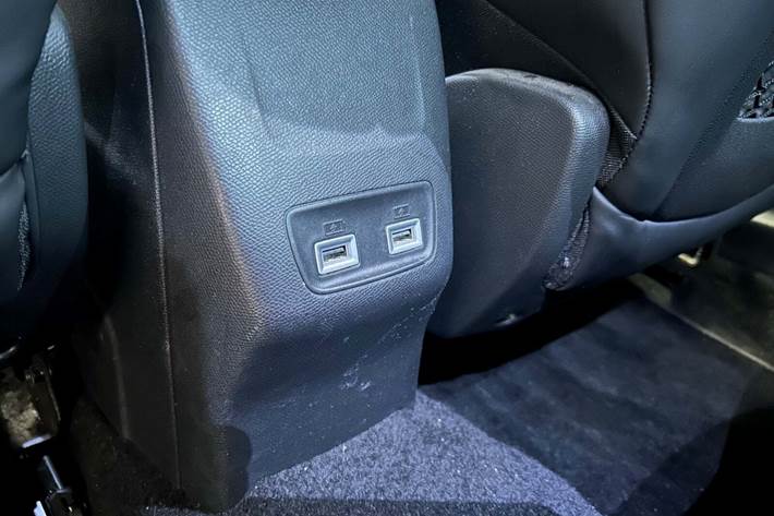 Kobber Peugeot e-2008 fra 2022