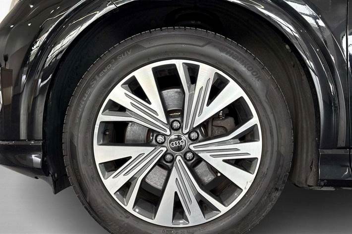 Sort Audi Q4 e-tron fra 2022