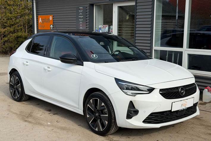 Hvid Opel Corsa-e fra 2021