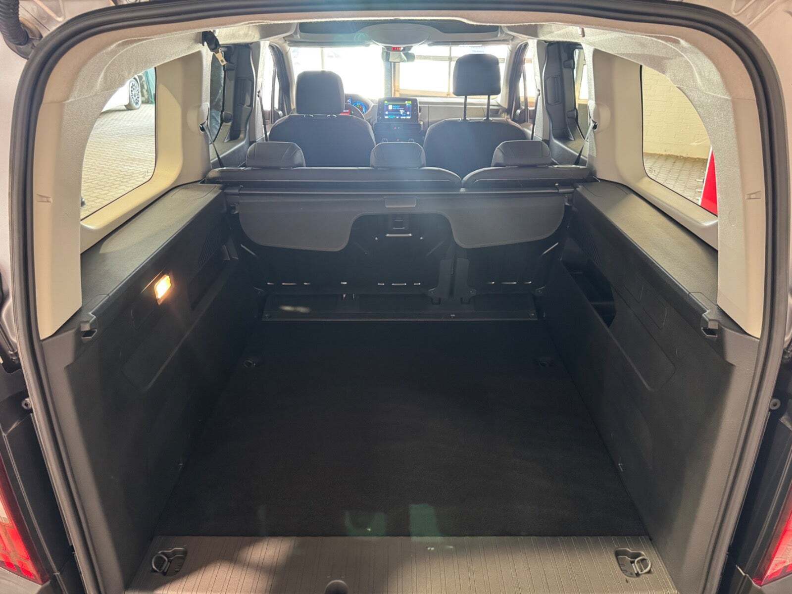 undefined Peugeot e-Rifter fra 2023