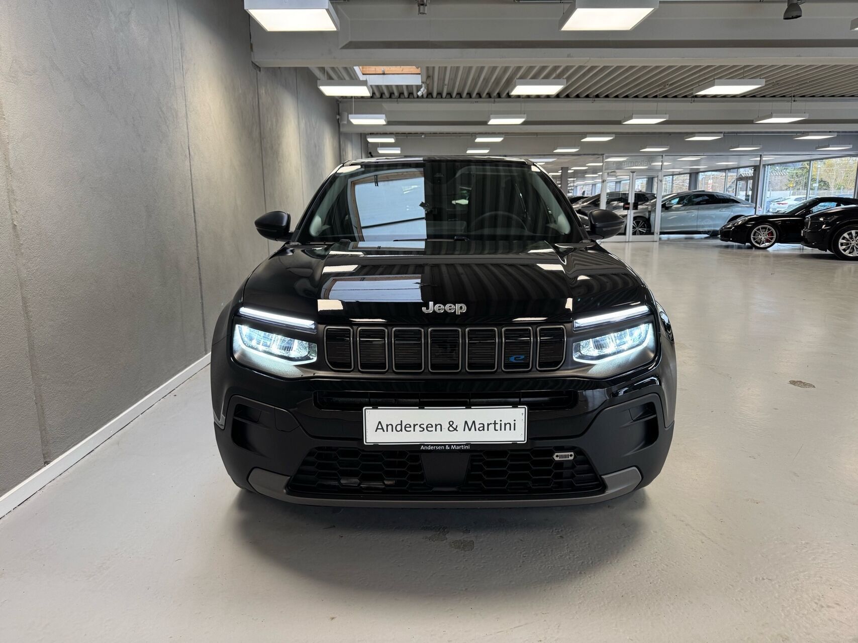 Jeep Avenger EL Longitude 156HK 5d Aut.