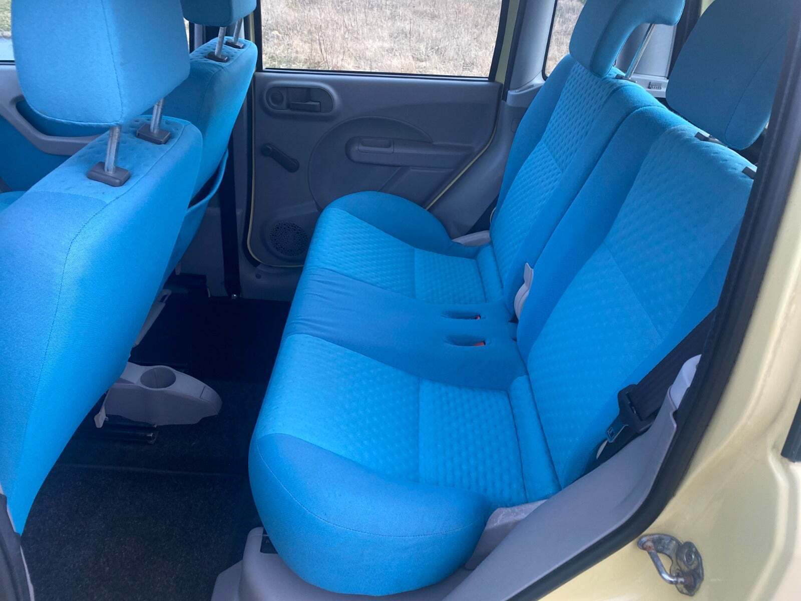 Gul Fiat Panda fra 2006