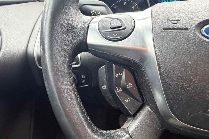 Grøn Ford Focus fra 2012