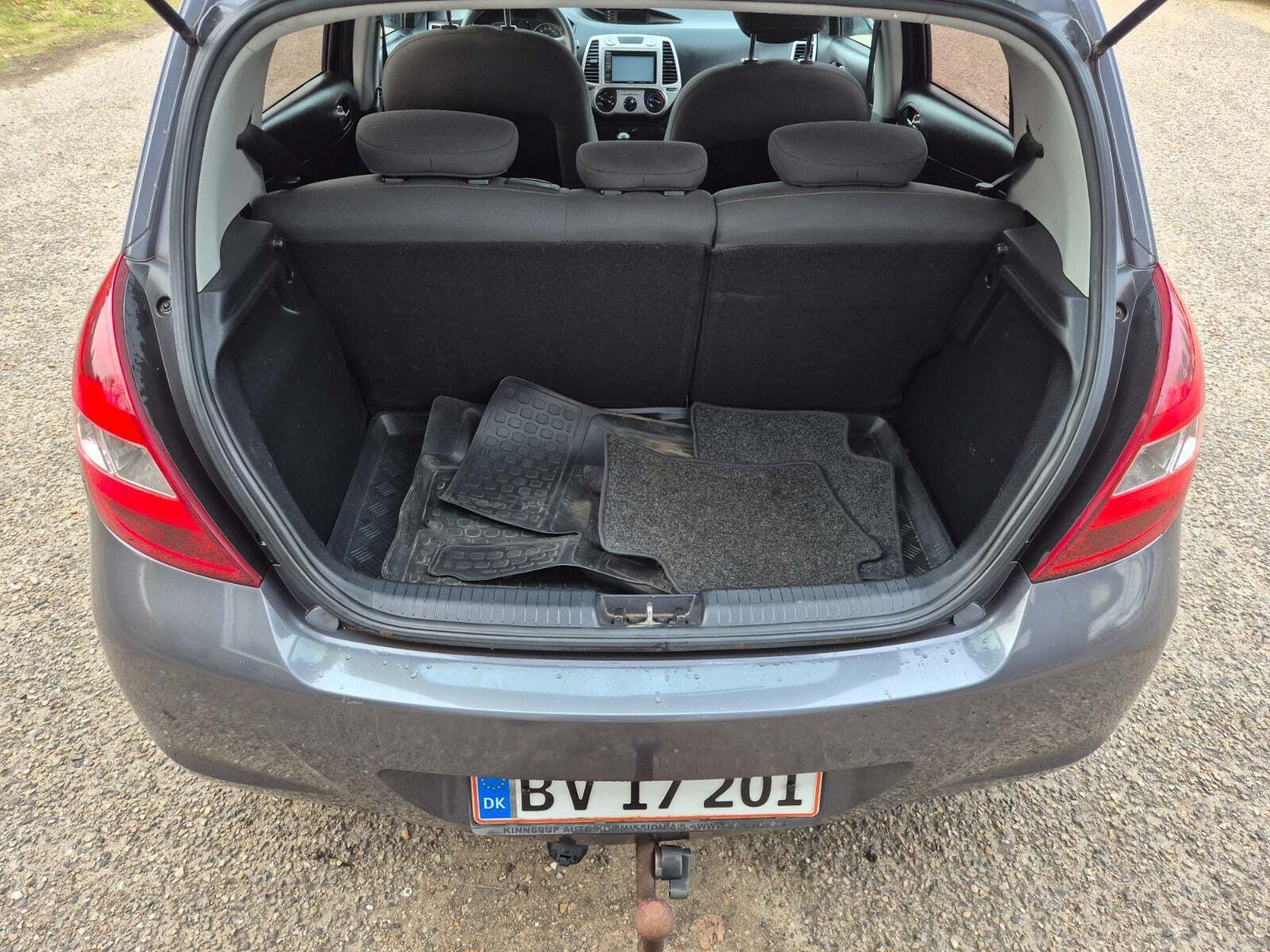 Grøn Hyundai i20 fra 2012