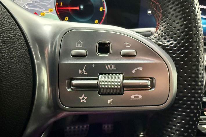 Sort Mercedes A200 d fra 2020