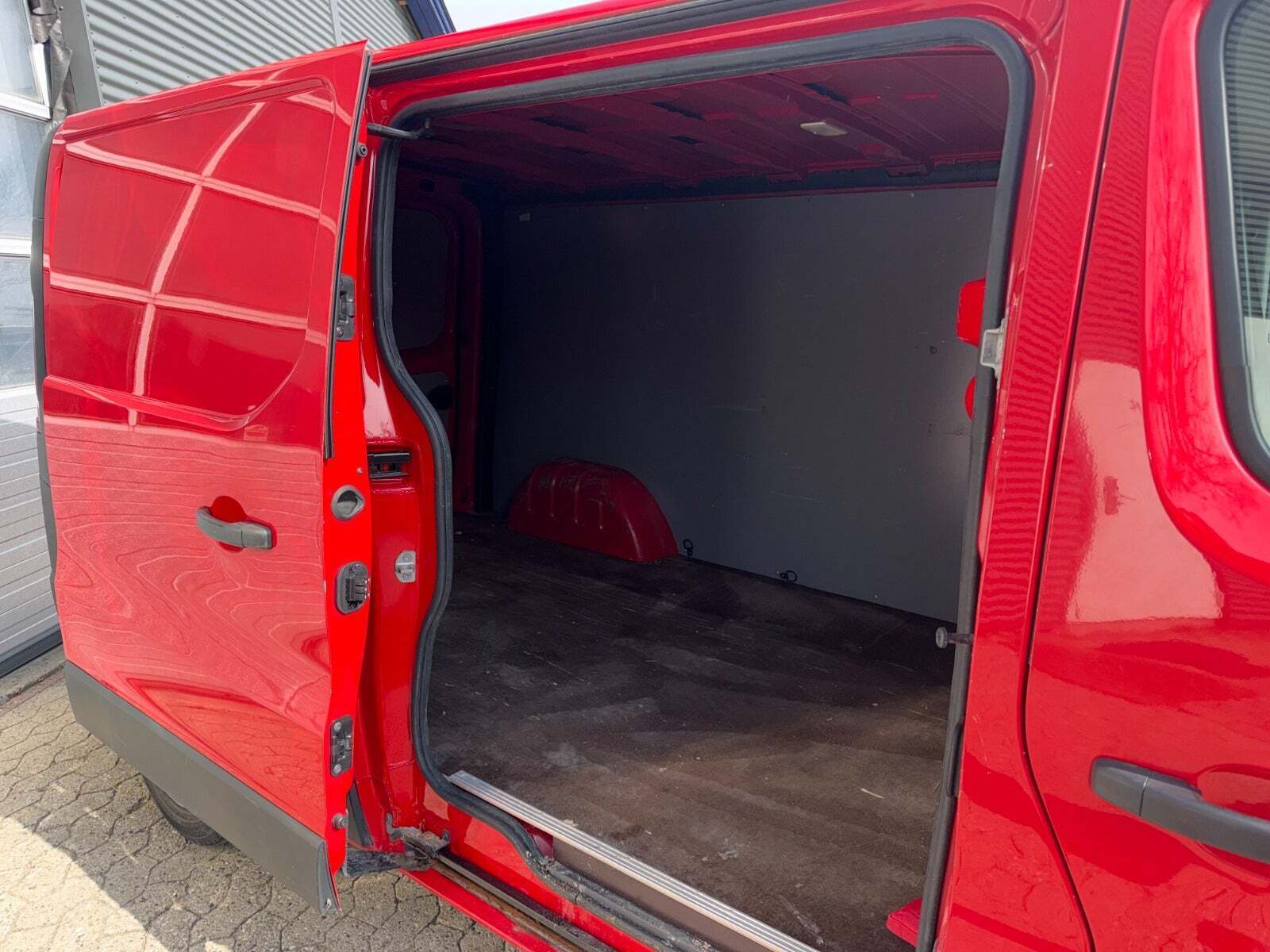 Renault Trafic T29 1,6 dCi 120 L2H1