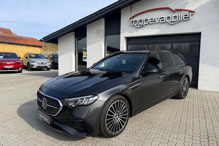Grå Mercedes E220 d fra 2024
