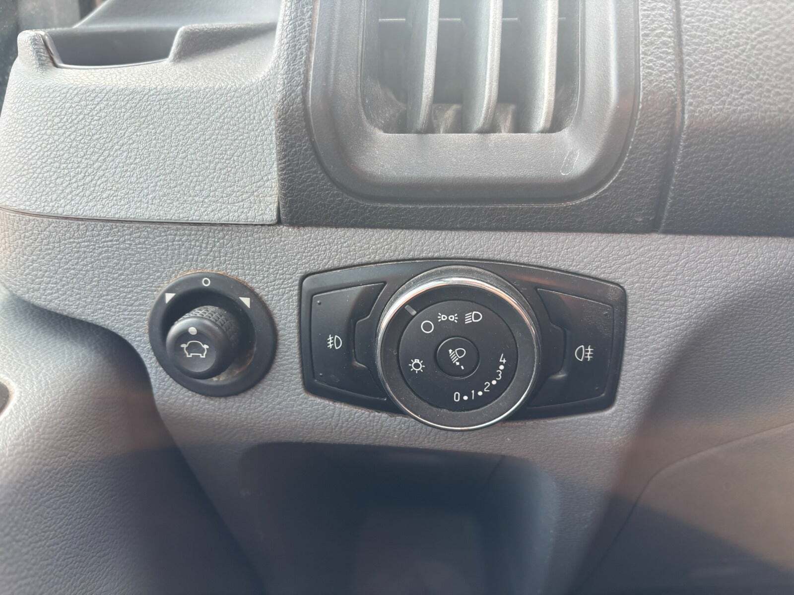 undefined Ford Transit 350 L2 Van fra 2017