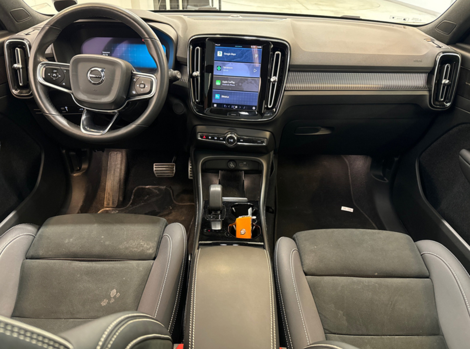 Volvo XC40 P6 ReCharge Pro