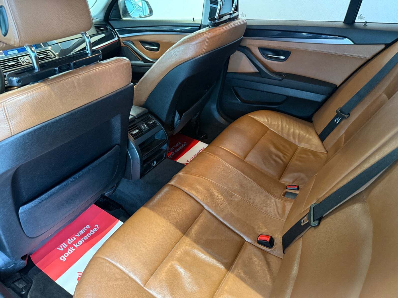 Beige BMW 520d fra 2013