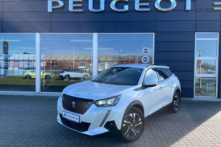 Hvid Peugeot 2008 fra 2021