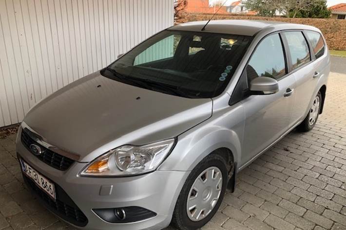 Sølv Ford Focus fra 2009