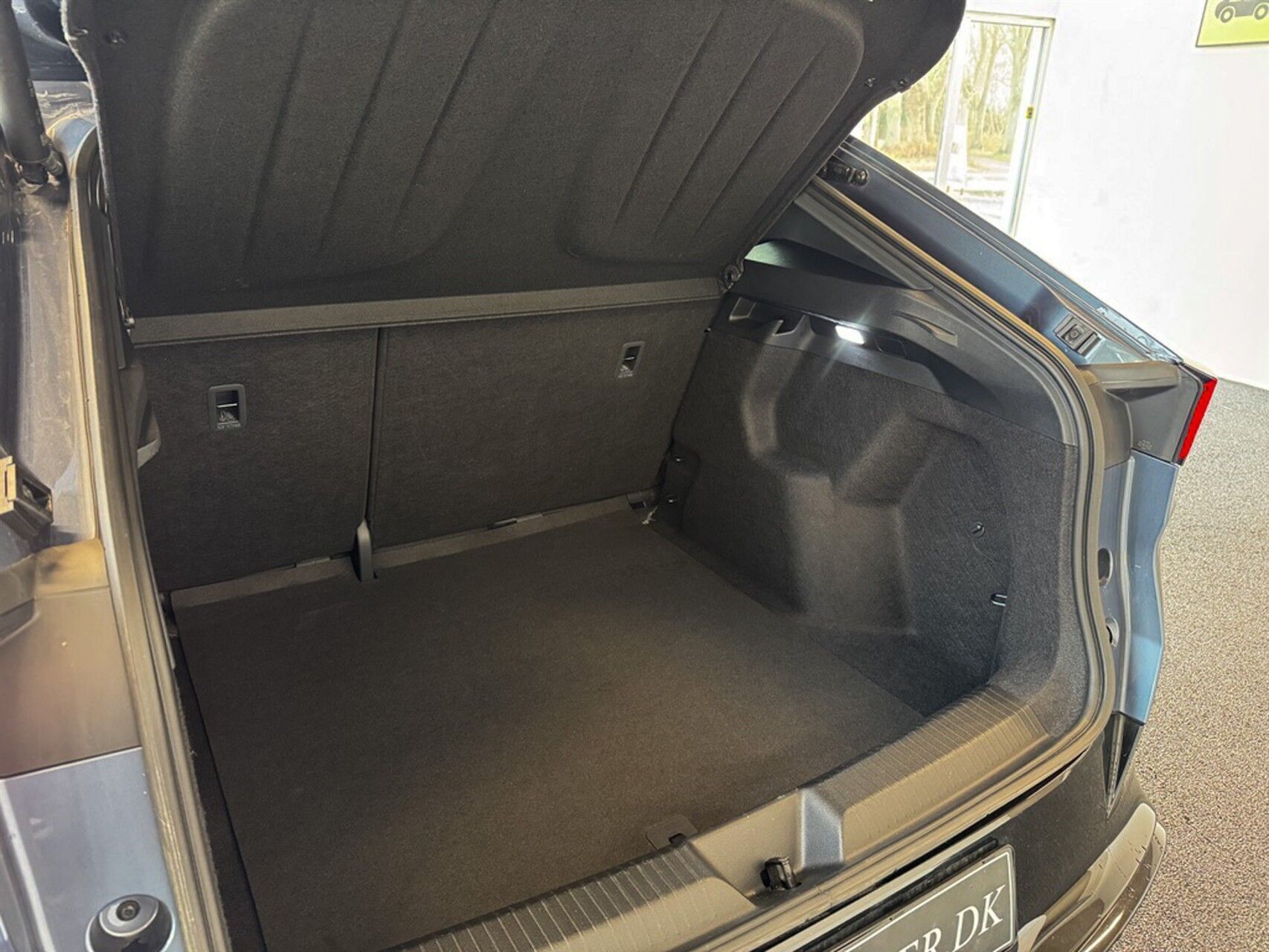 Blå Cupra Tavascan fra 2025