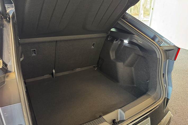 Blå Cupra Tavascan fra 2025