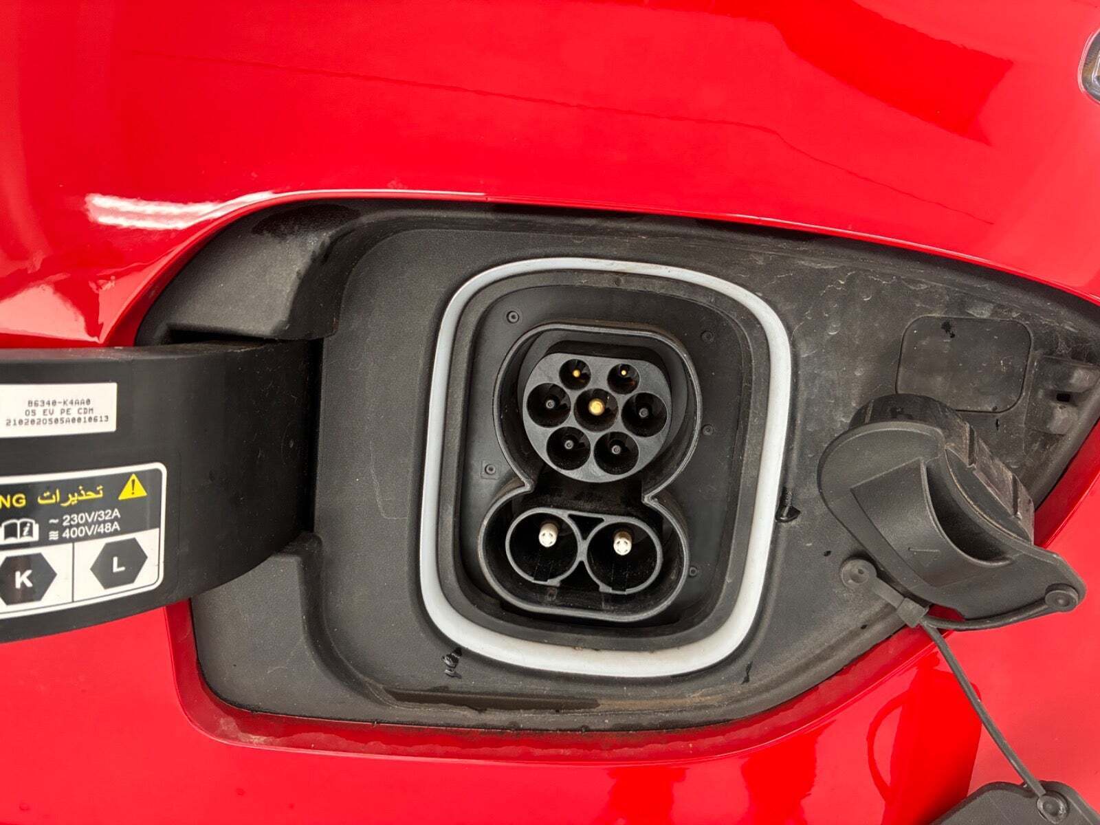 Rød Hyundai Kona fra 2022