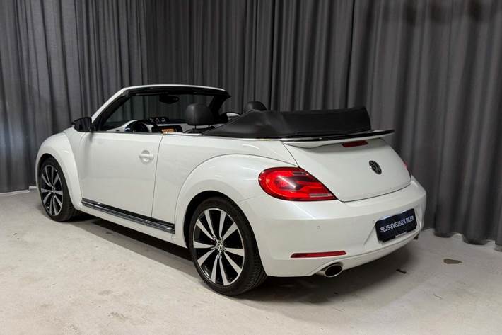 Hvid VW The Beetle fra 2014