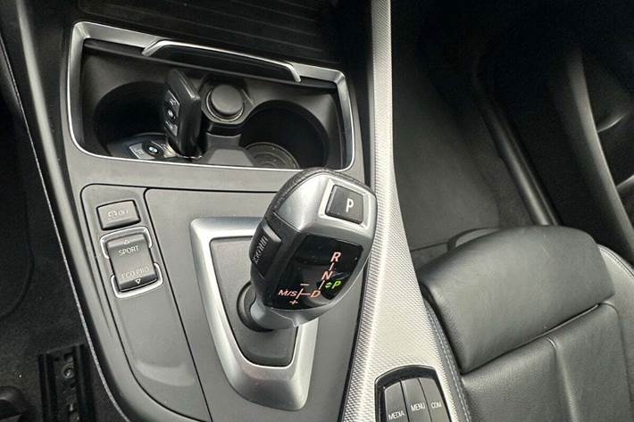 Sort BMW 118i fra 2019