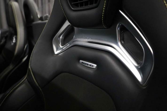 Grå Mercedes AMG GT C fra 2017