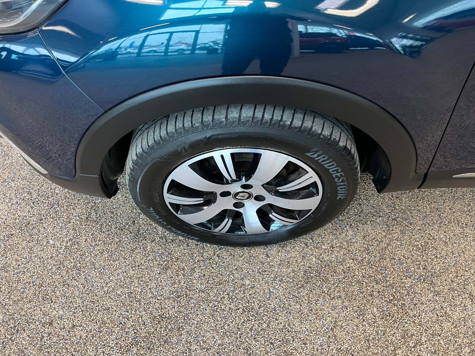 Blå Renault Captur fra 2019