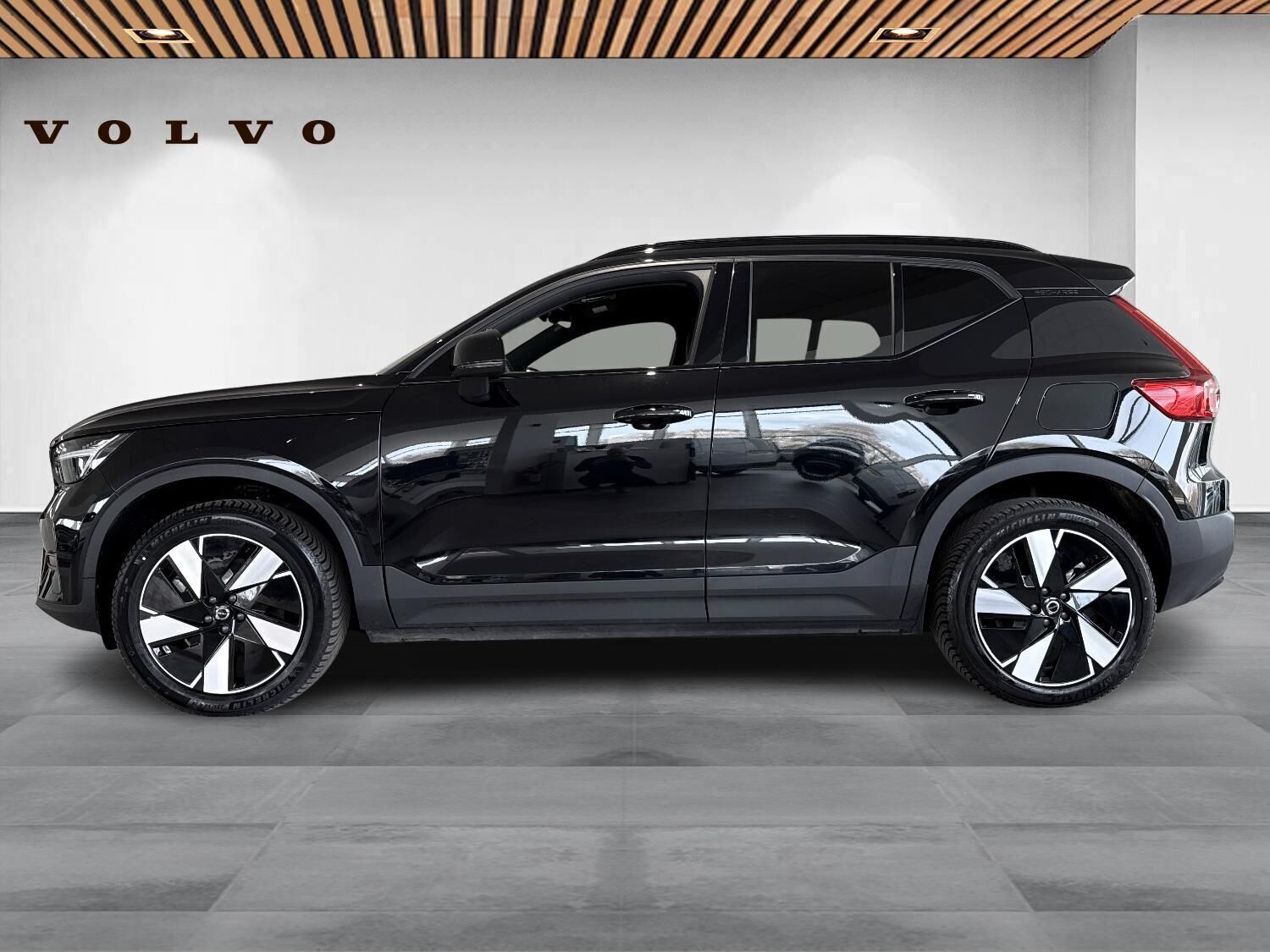 Volvo XC40 Recharge Twin Plus AWD 408HK 5d Aut.