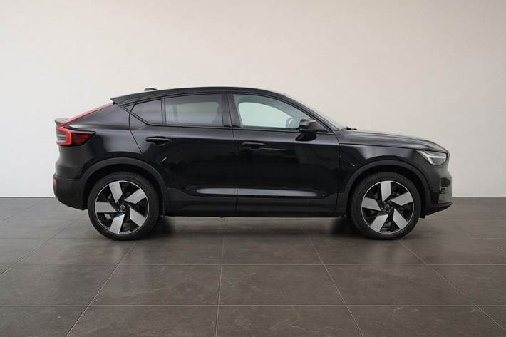 Sort Volvo C40 fra 2023