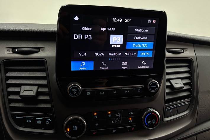 Hvid Ford Transit Custom fra 2021