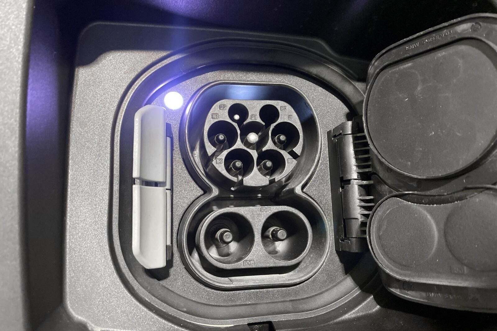 Sort BMW iX1 fra 2024