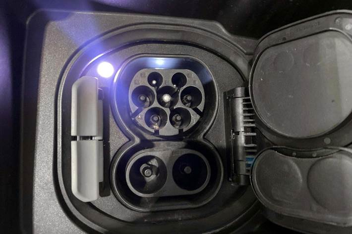 Sort BMW iX1 fra 2024