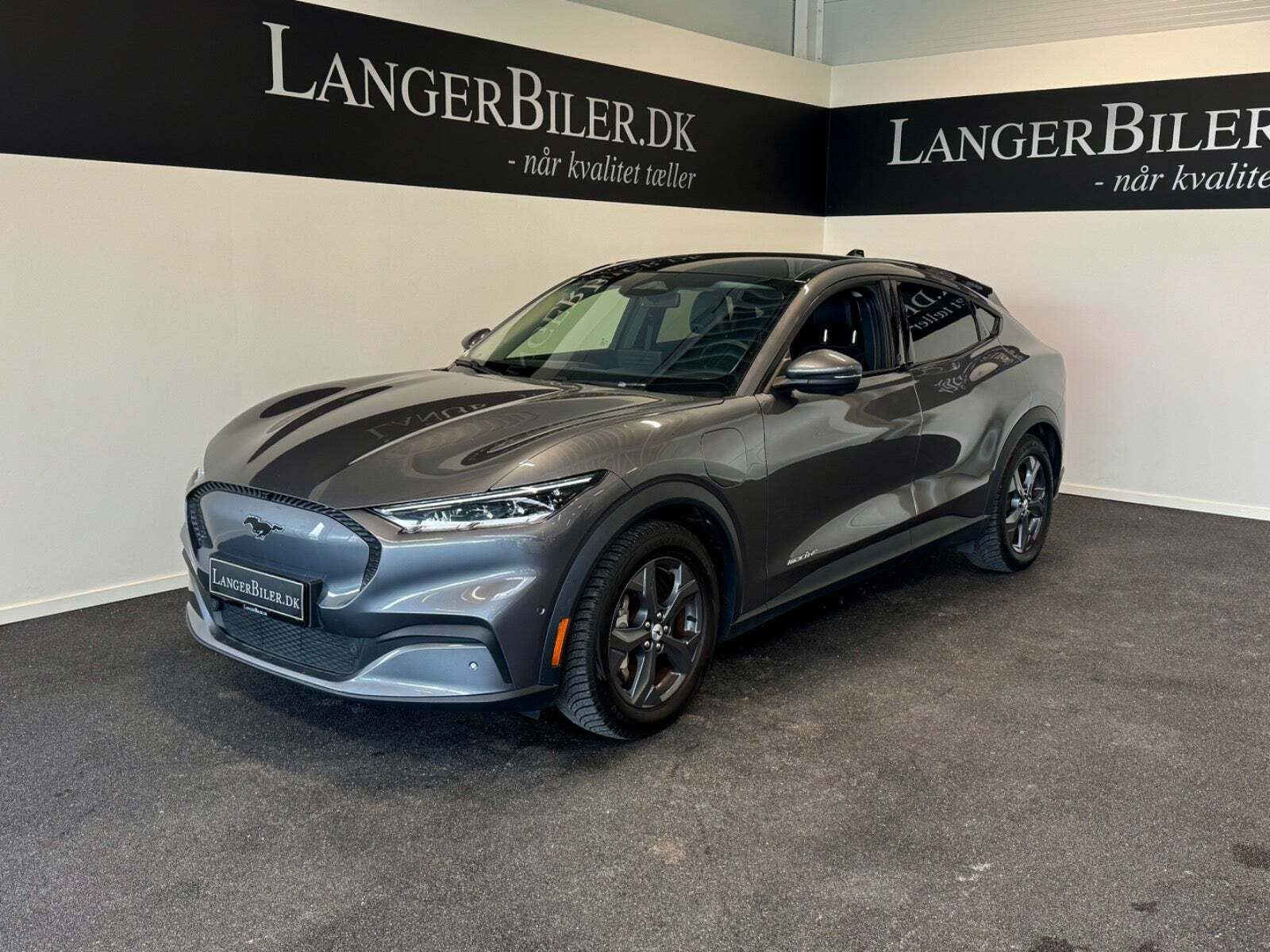 Ford Mustang Mach-E 68 Standard Range