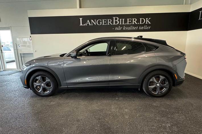 Grå Ford Mustang Mach-E fra 2021