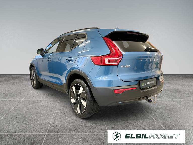Volvo EX40 Extended Range Core
