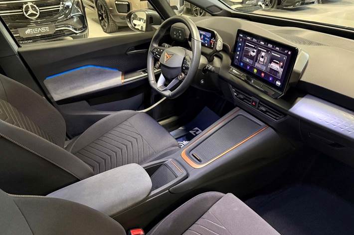 Grå Cupra Born fra 2024