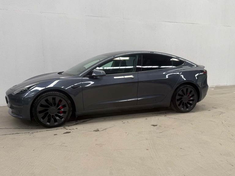 Tesla Model 3 Performance AWD