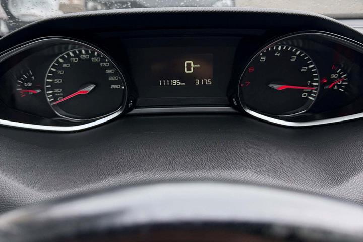 undefined Peugeot 308 fra 2017