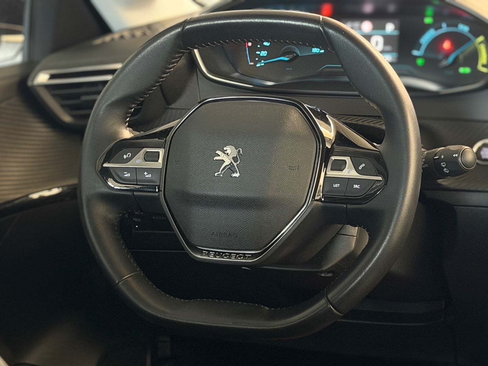 Peugeot e-208 50 Active