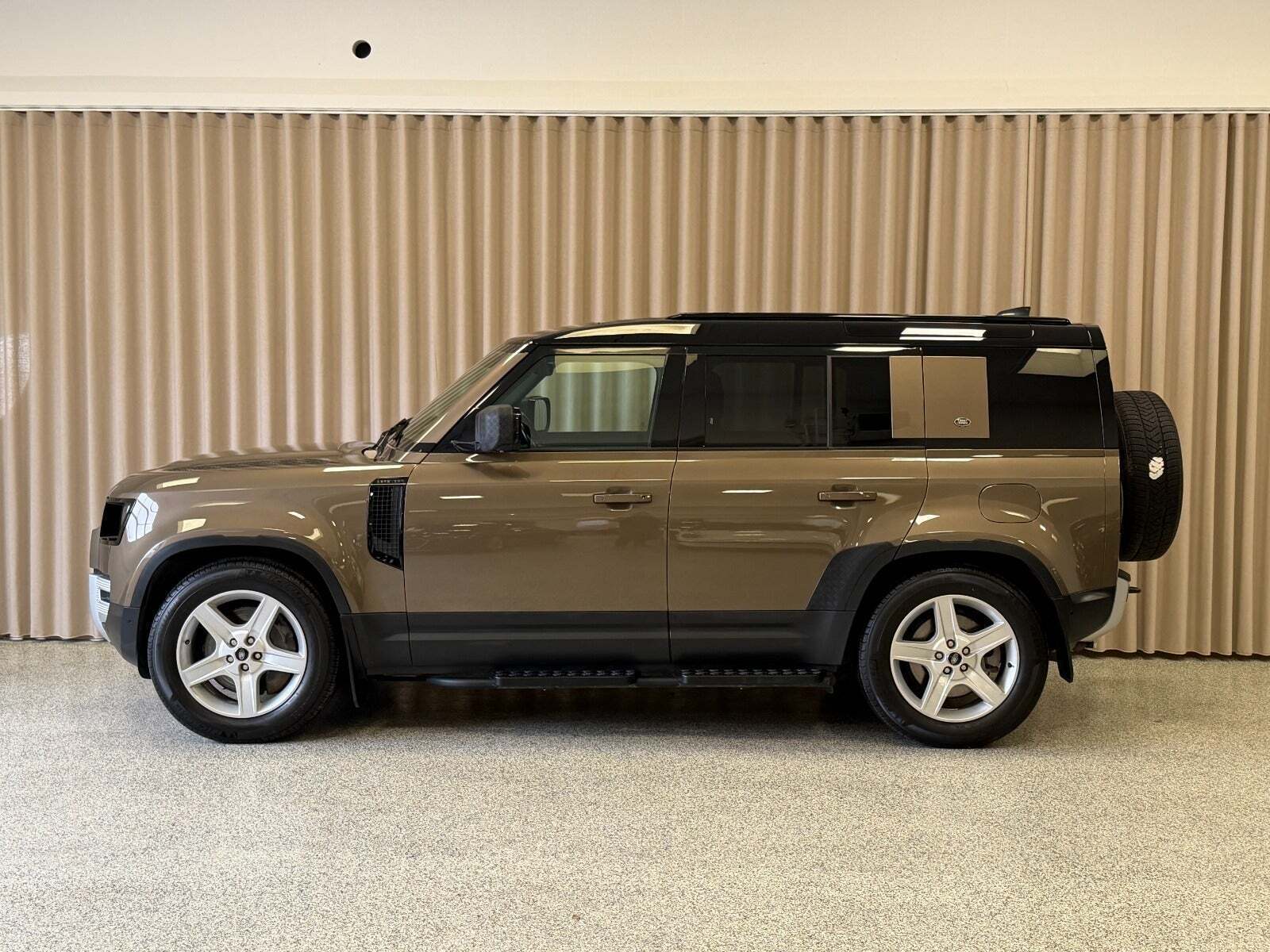 Land Rover Defender 110 2,0 P400e aut.