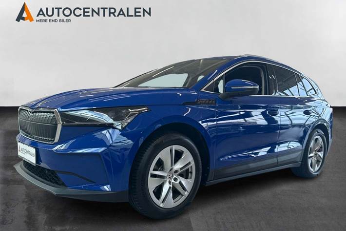 Blå Skoda Enyaq fra 2021