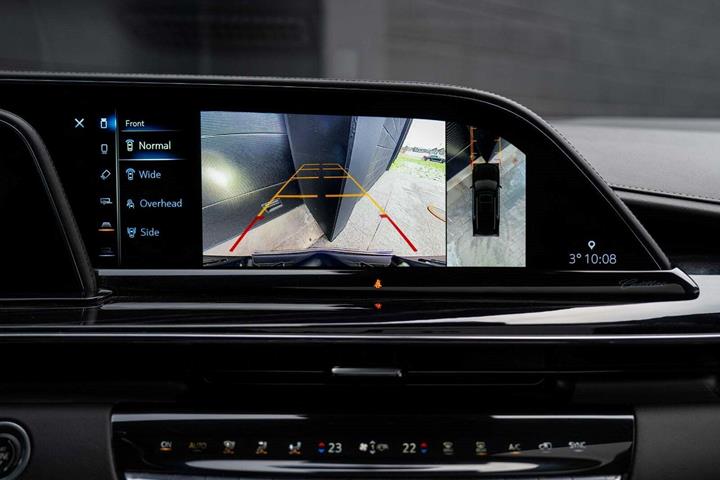 Sort Cadillac Escalade fra 2022