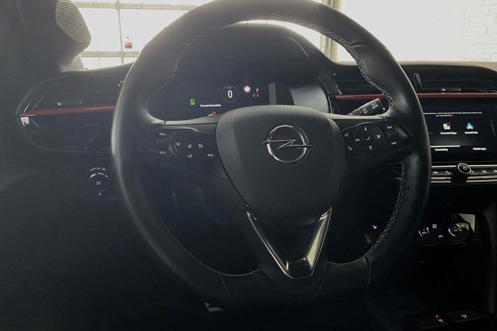 Sort Opel Corsa-e fra 2023