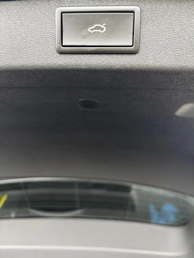 Blå Skoda Enyaq fra 2021