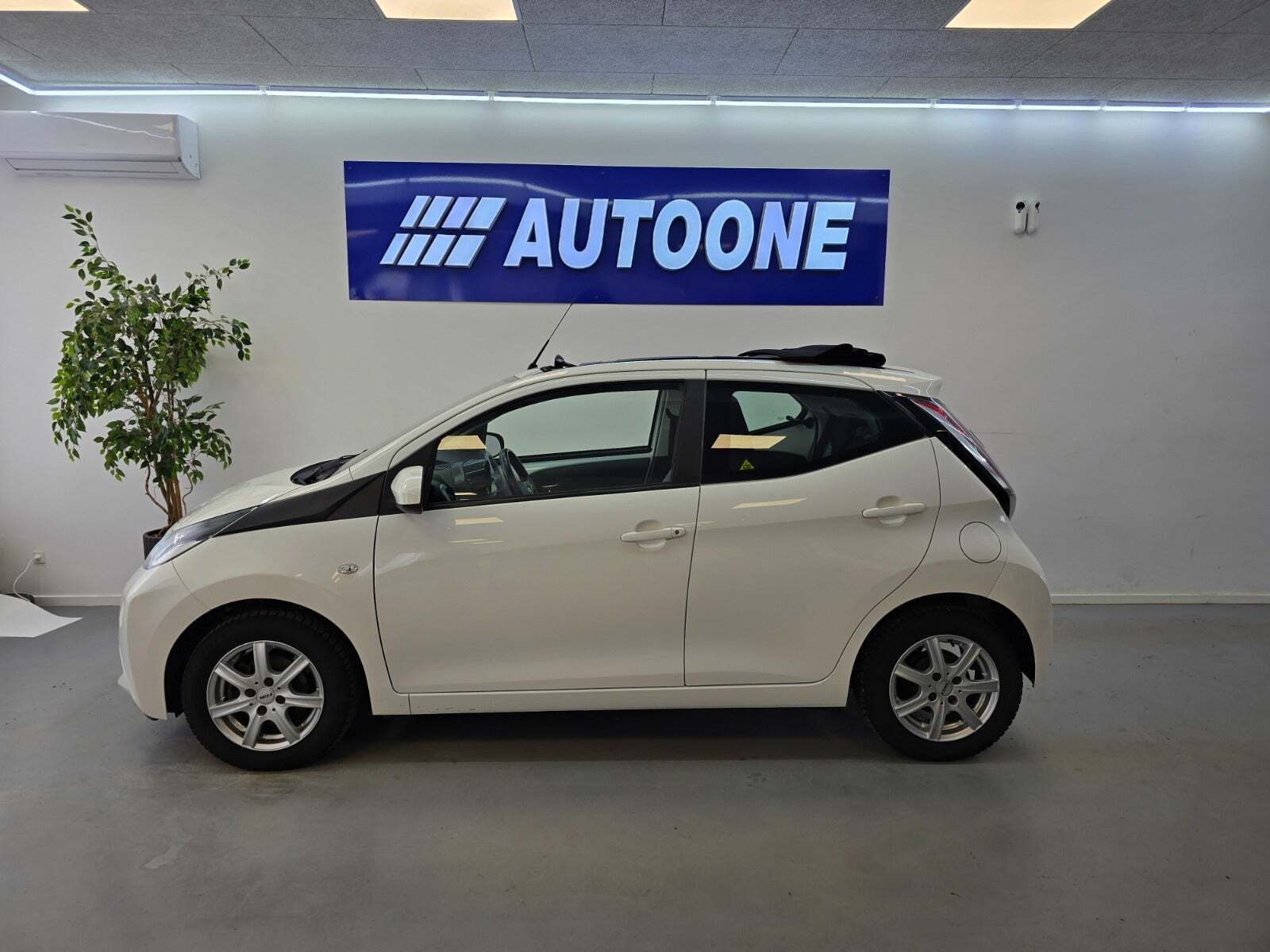 Toyota Aygo 1,0 VVT-i x-sky