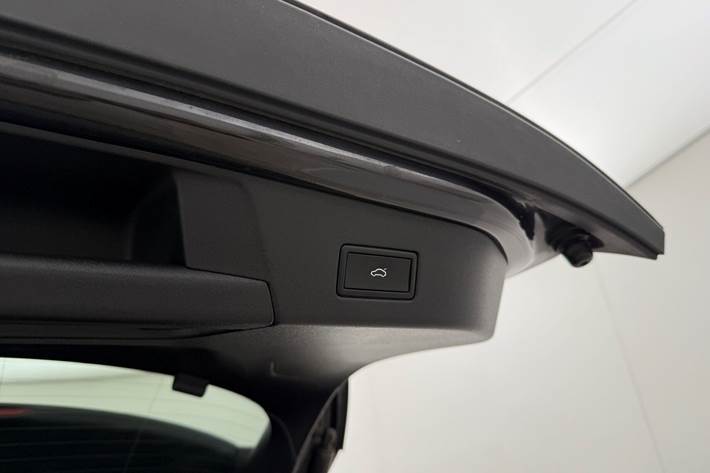 Grå VW ID.4 fra 2022