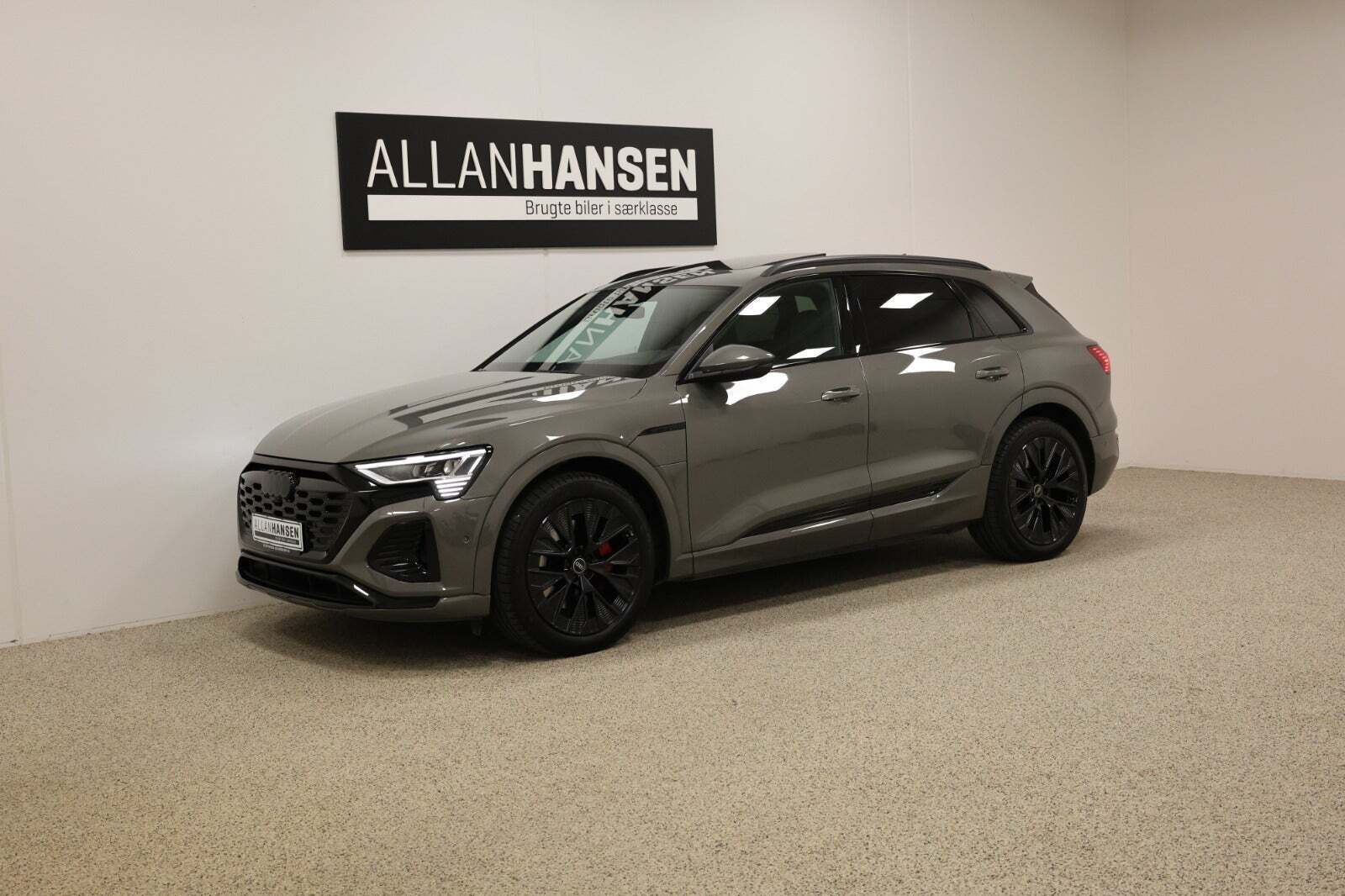 Audi Q8 e-tron 55 S-line quattro