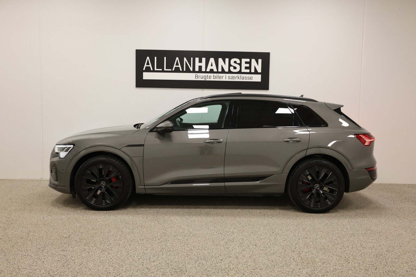 Audi Q8 e-tron 55 S-line quattro