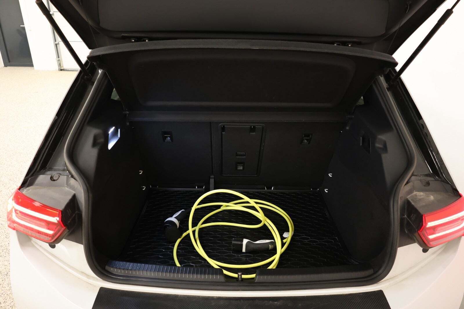 Hvid VW ID.3 fra 2021